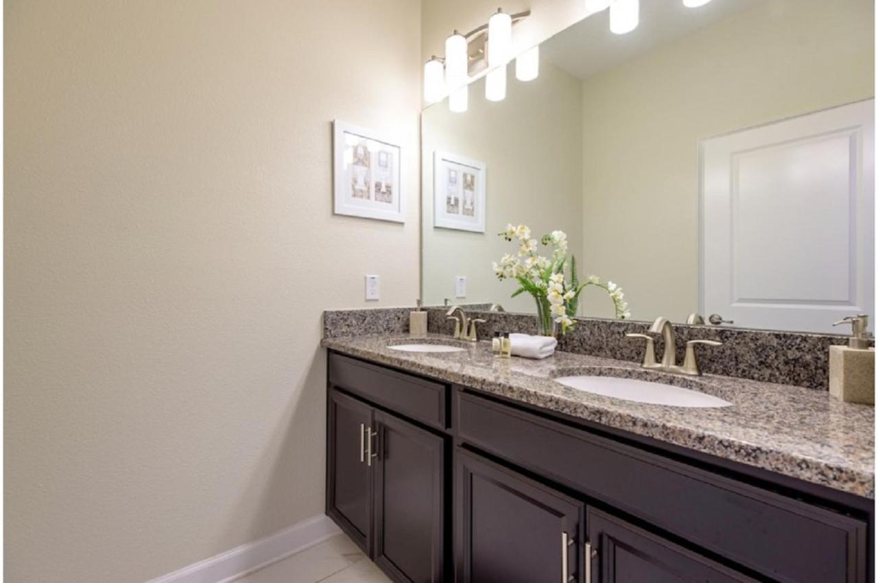 Four-Bedroom Townhome Kissimmee Orlando Buitenkant foto
